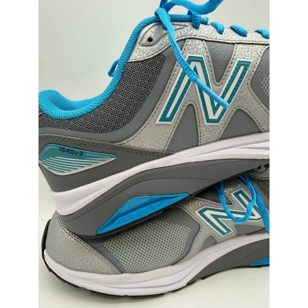 New Balance 1540v3 Women 13 4E Grey Blue Like New W1540SP3 Wide Running Shoes